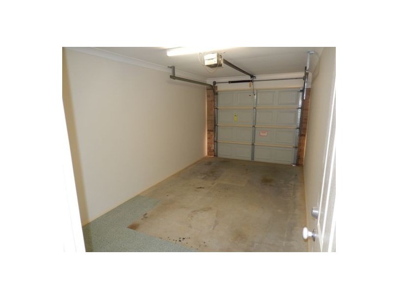 1/10 Tanias Place, Labrador QLD 4215