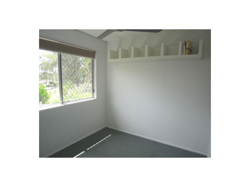 9 Lachlan Avenue, Molendinar QLD 4214