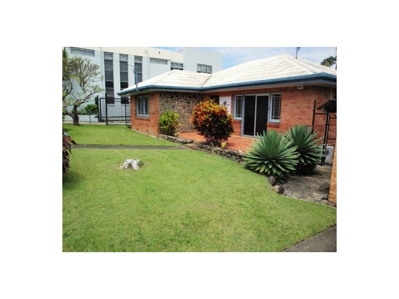 96 Eugaree Street, Southport QLD 4215