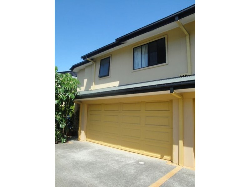 2/228 Queen Street, Southport QLD 4215