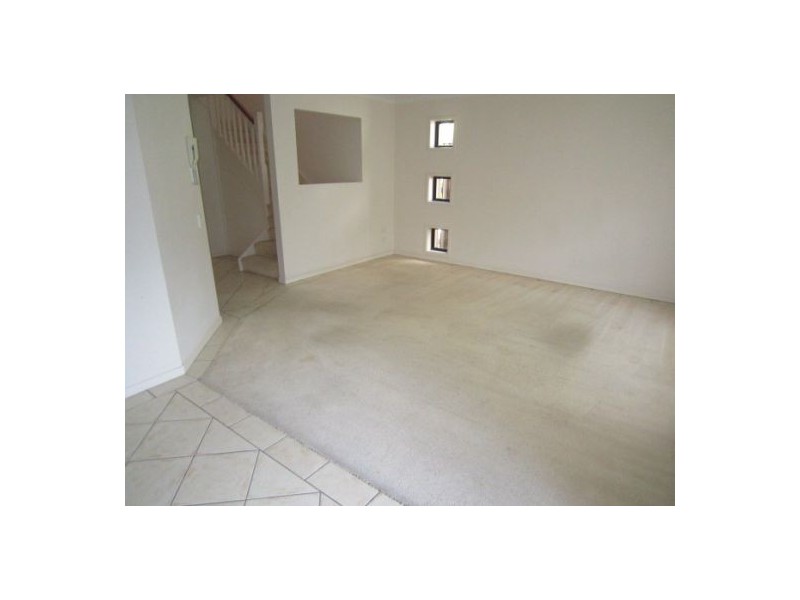 2/228 Queen Street, Southport QLD 4215