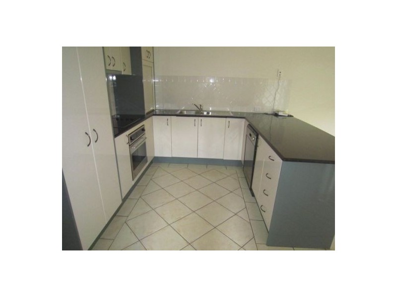 2/228 Queen Street, Southport QLD 4215