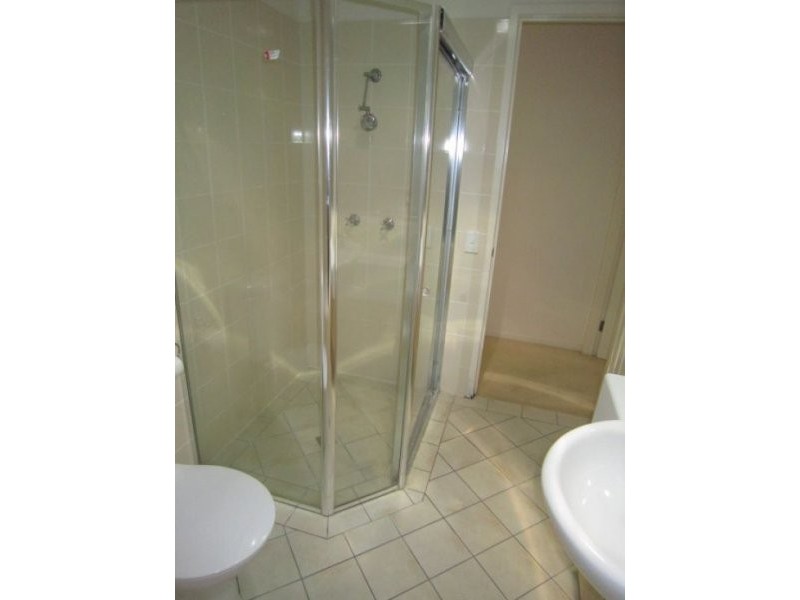 2/228 Queen Street, Southport QLD 4215