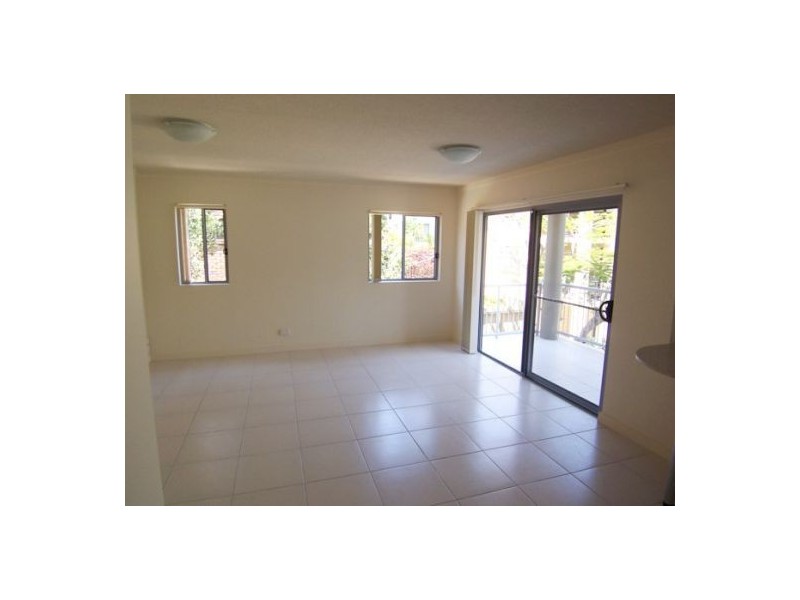 14/148 High Street, Southport QLD 4215