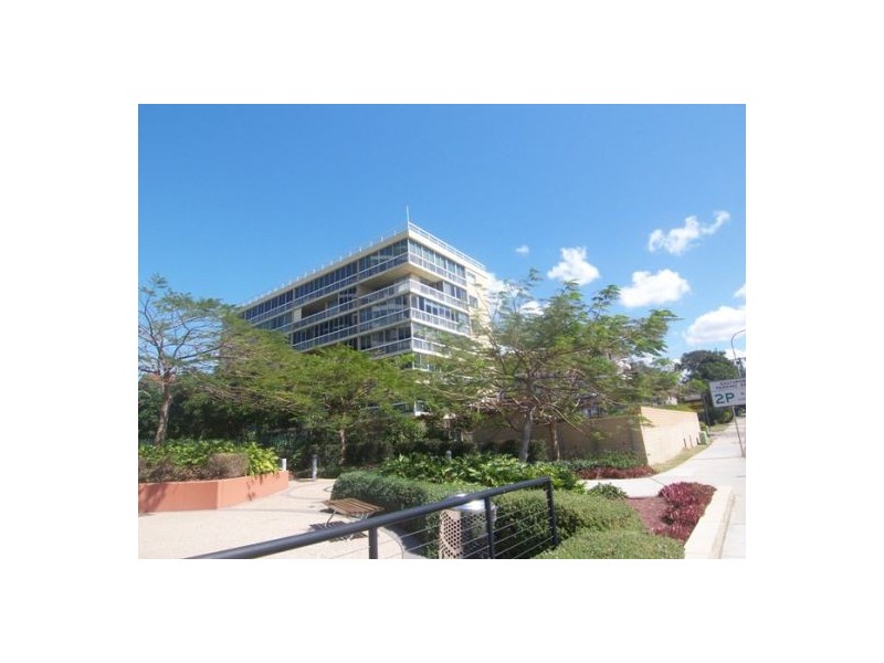 20/18 Queen Street, Southport QLD 4215