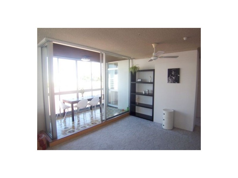 20/18 Queen Street, Southport QLD 4215