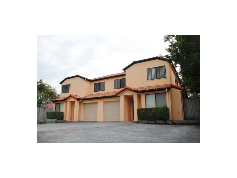 3/101 Eugaree Street, Southport QLD 4215