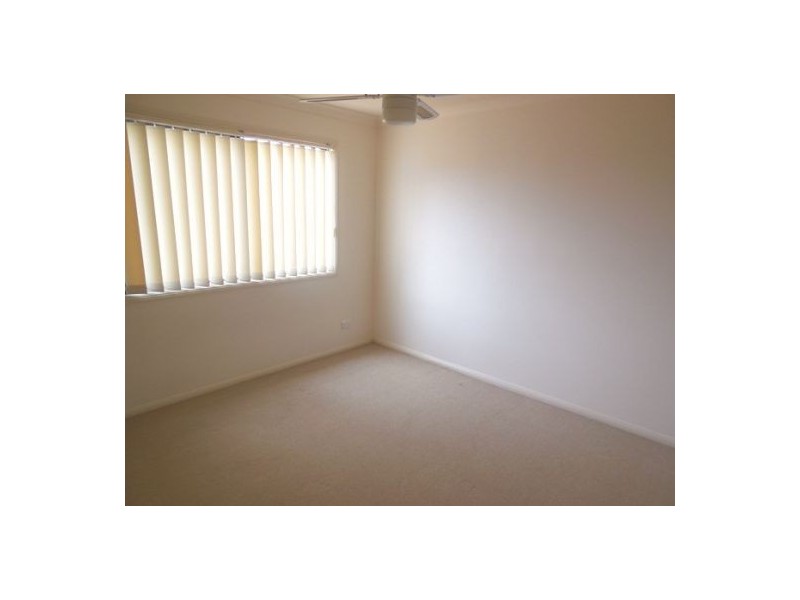 3/101 Eugaree Street, Southport QLD 4215