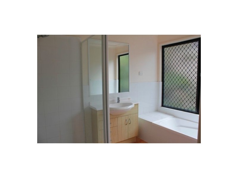 3/101 Eugaree Street, Southport QLD 4215