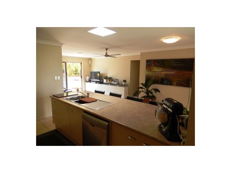 83 Allied Drive, Arundel QLD 4214