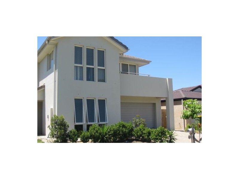 12 Marks Drive, Varsity Lakes QLD 4227