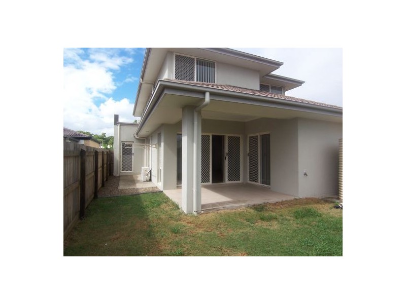 12 Marks Drive, Varsity Lakes QLD 4227