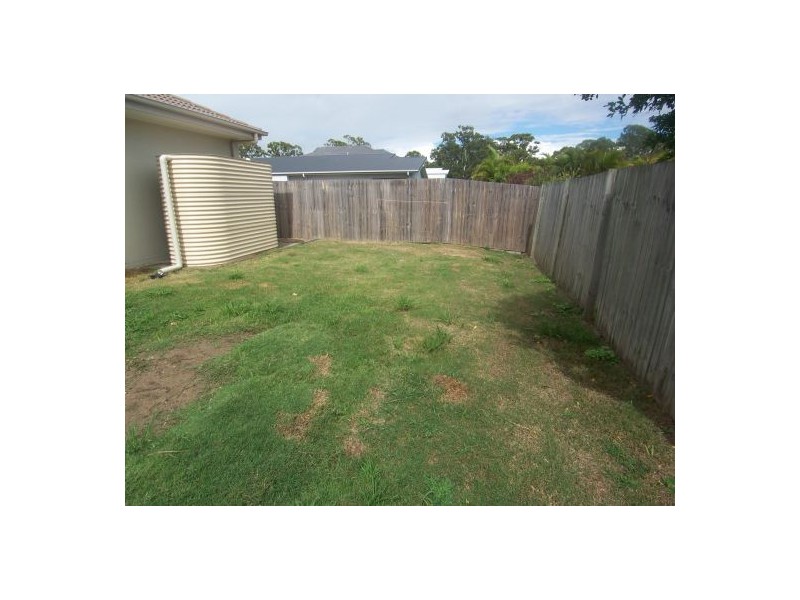 12 Marks Drive, Varsity Lakes QLD 4227