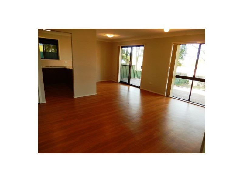 1/168 Whiting St, Labrador QLD 4215