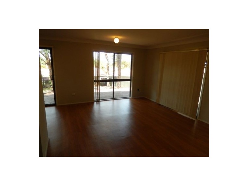 1/168 Whiting St, Labrador QLD 4215