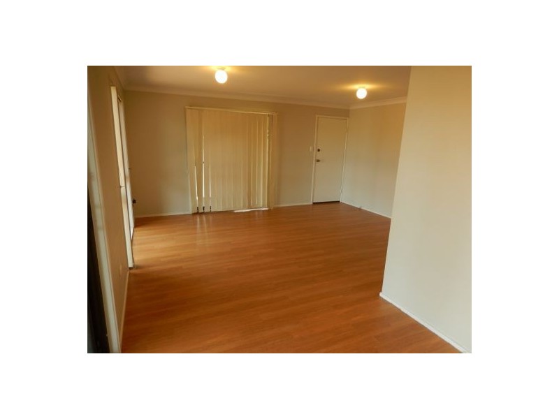 1/168 Whiting St, Labrador QLD 4215