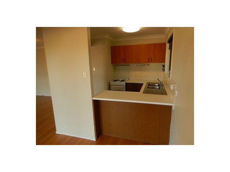 1/168 Whiting St, Labrador QLD 4215