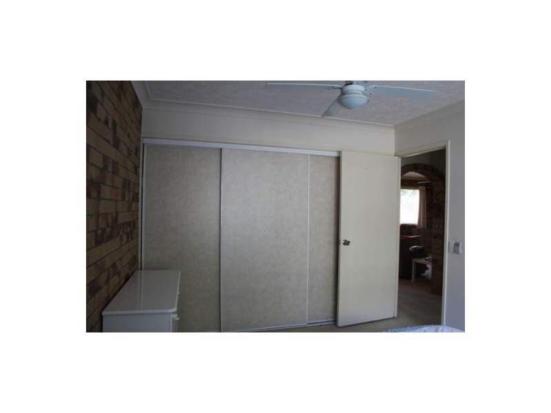 2/39 Brighton Street, Biggera Waters QLD 4216