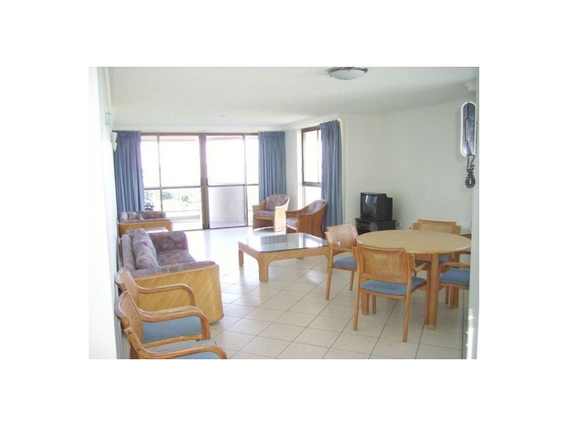 5e 10 Marine Parade, Southport QLD 4215