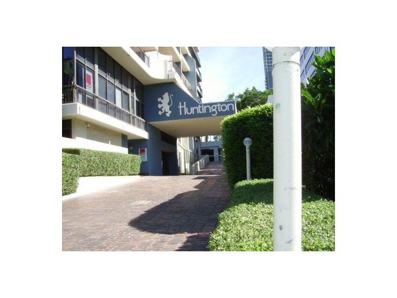 5e 10 Marine Parade, Southport QLD 4215