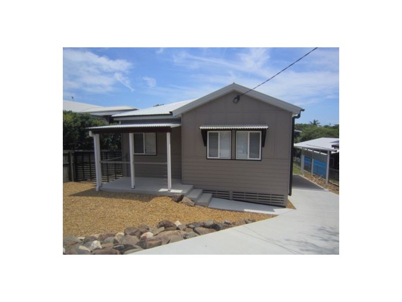91 Robert Street, Labrador QLD 4215