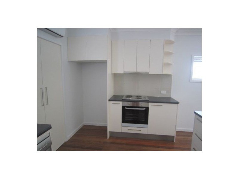 91 Robert Street, Labrador QLD 4215