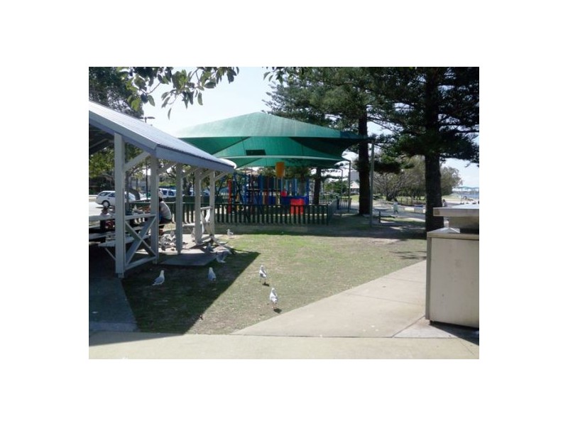 7/27 Imperial Parade, Labrador QLD 4215
