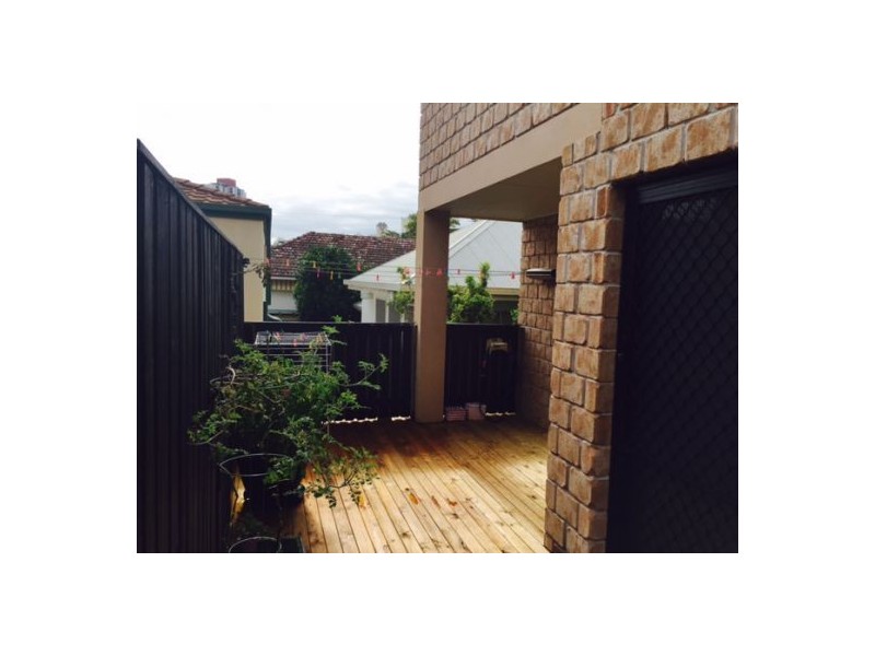 2/33 Meron Street, Southport QLD 4215