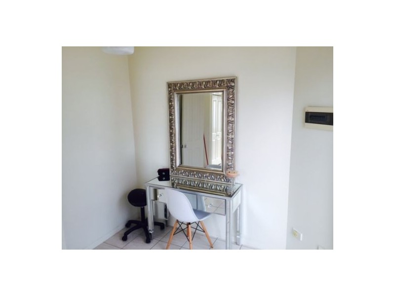 2/33 Meron Street, Southport QLD 4215