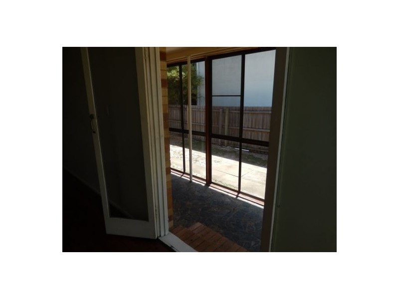 13 Wells St, Southport QLD 4215