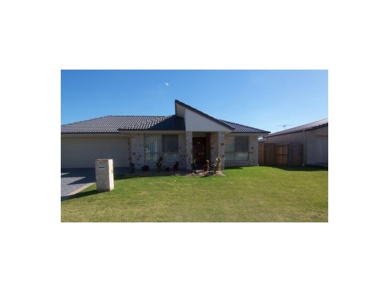 4 Cranberrie Cr, Pimpama QLD 4209