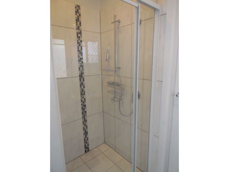 17 O Doherty Avenue, Southport QLD 4215