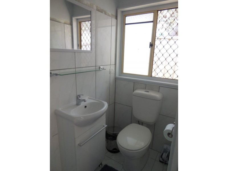 17 O Doherty Avenue, Southport QLD 4215