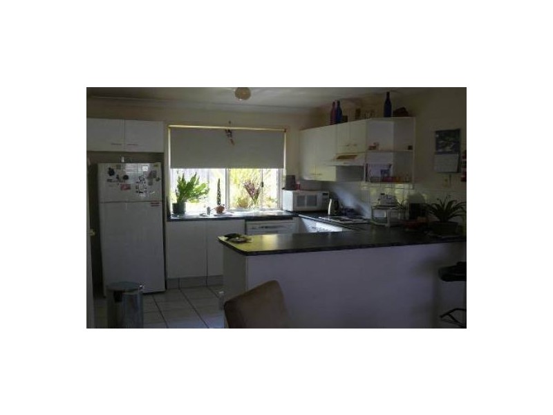 8 Fairweather Drive, Parkwood QLD 4214