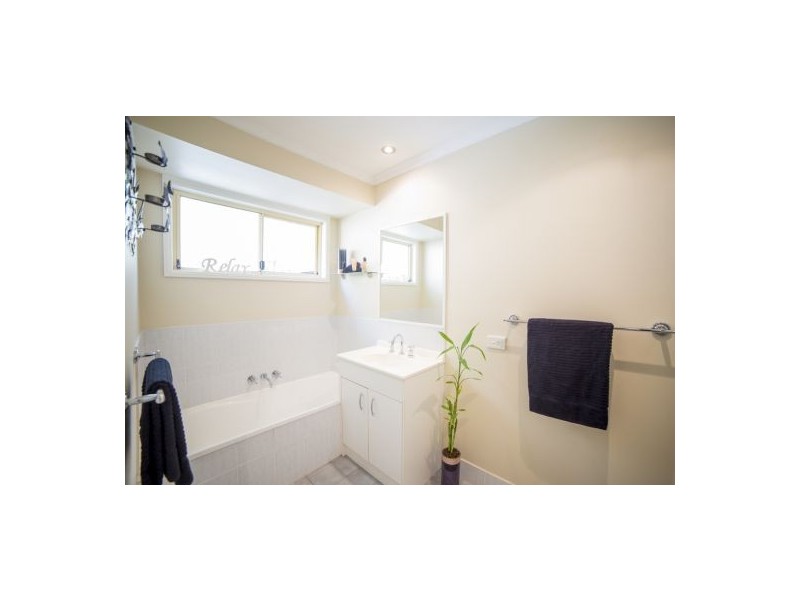 2/10 Epic Court, Oxenford QLD 4210