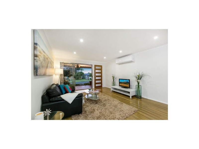 20 Crinum Crescent, Southport QLD 4215