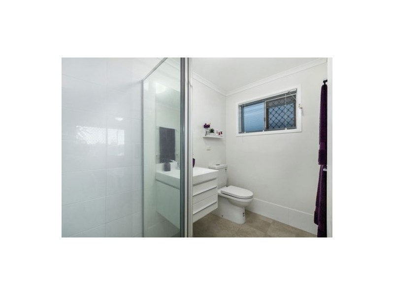 20 Crinum Crescent, Southport QLD 4215