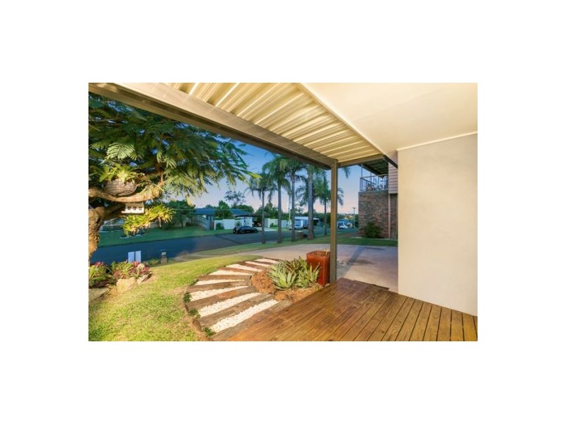 20 Crinum Crescent, Southport QLD 4215