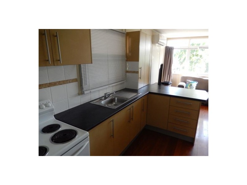 7 O’Doherty Street., Southport QLD 4215