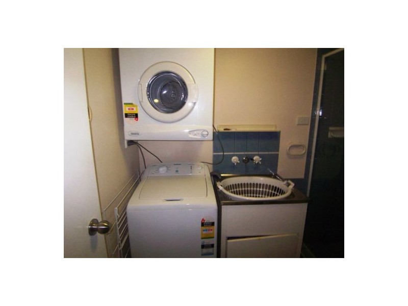 6A/114 Marine Parade, Southport QLD 4215