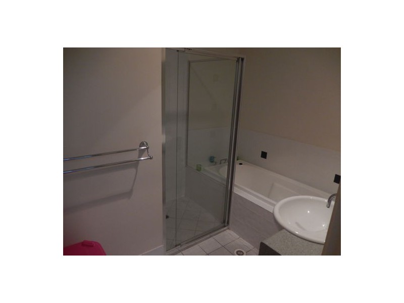 1&2/2 Ridgecrop St, Upper Coomera QLD 4209