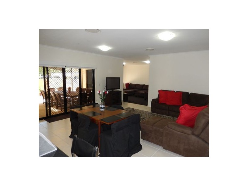 15 Melinda Street, Southport QLD 4215