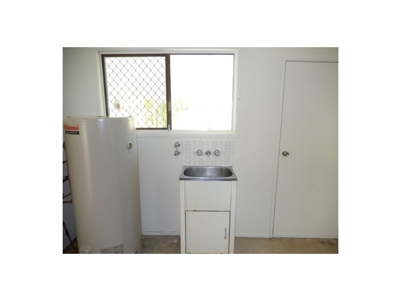 1 Cutana Court, Ashmore QLD 4214