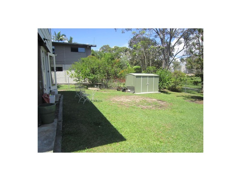 11 Warana ave, Southport QLD 4215