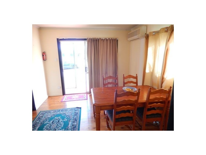 13 Newton Avenue, Southport QLD 4215