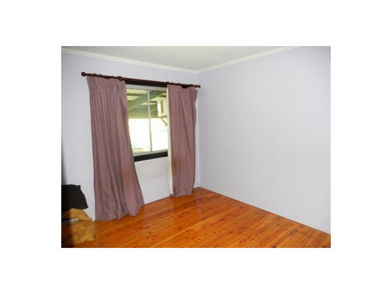 13 Newton Avenue, Southport QLD 4215