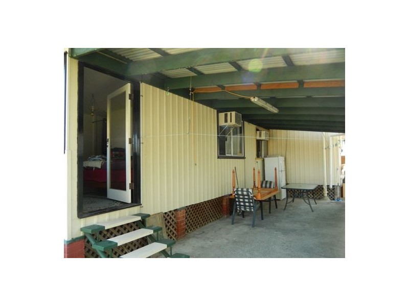 13 Newton Avenue, Southport QLD 4215