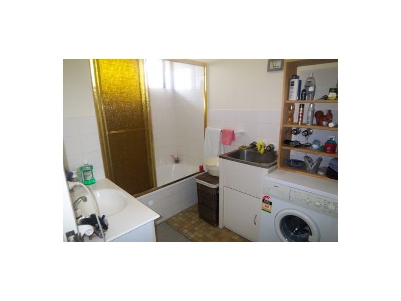 21/115 Frank, Labrador QLD 4215