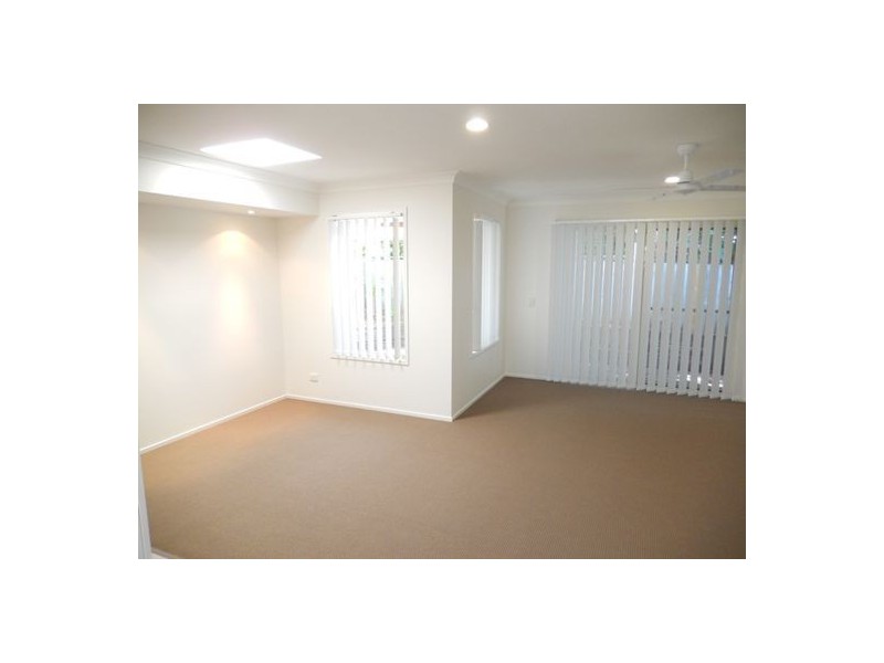 2/10 Dowling Drive, Southport QLD 4215