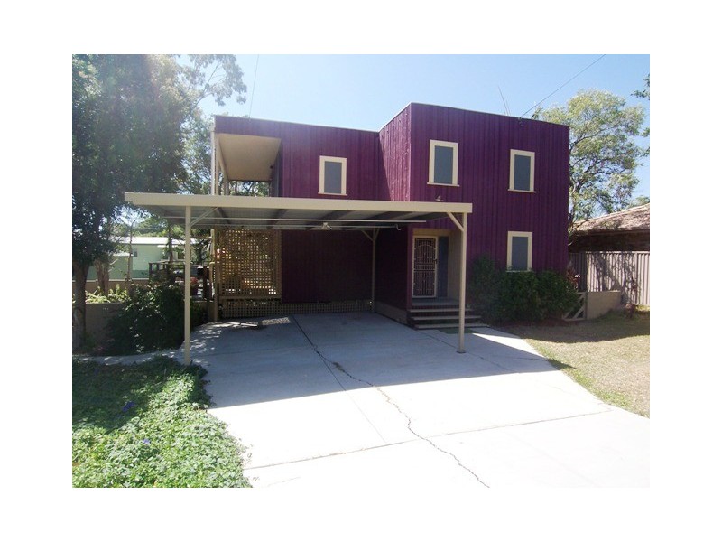 25 Salmon, Southport QLD 4215